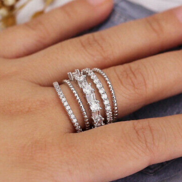 925 sterling Silver Luxury White Sapphire Ring - Picture 3 of 7